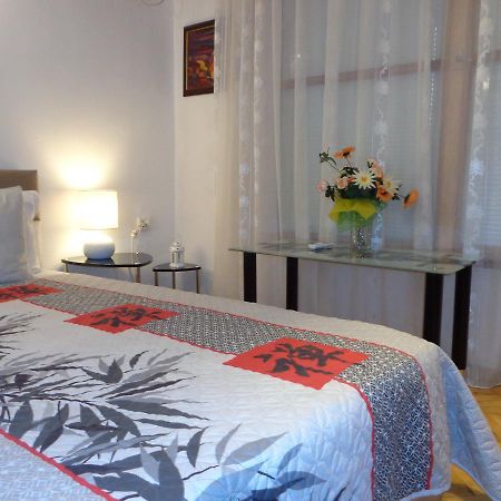 Zoya Apartment Burgas Luaran gambar