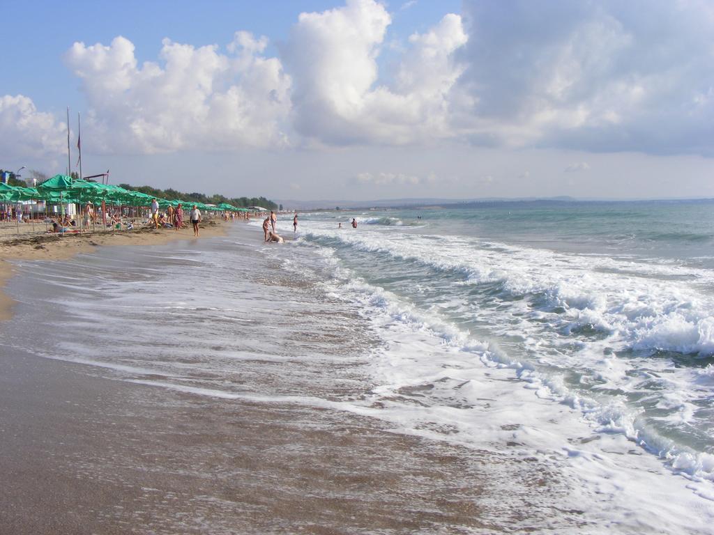 Zoya Apartment Burgas Luaran gambar