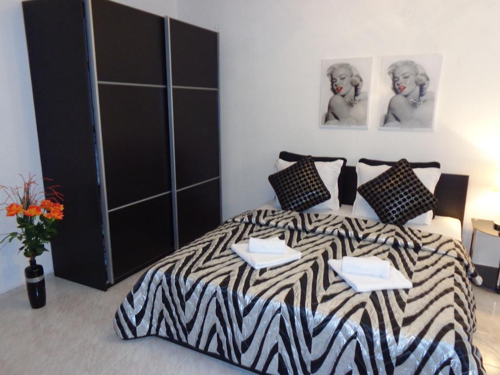 Zoya Apartment Burgas Luaran gambar