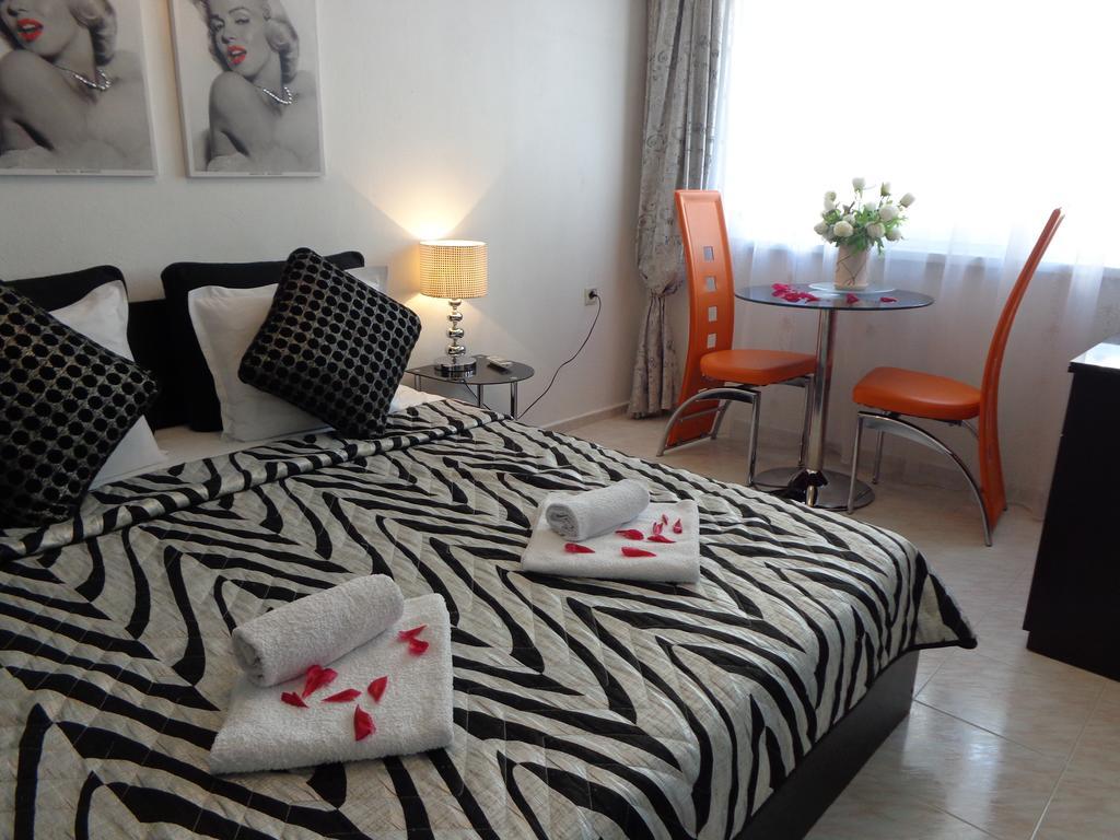 Zoya Apartment Burgas Luaran gambar